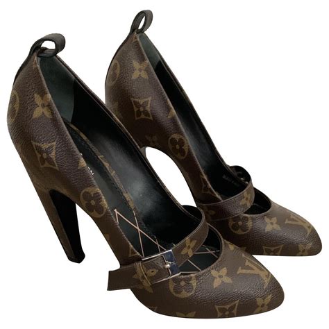 louis vuitton bas|louiss vuitton heels.